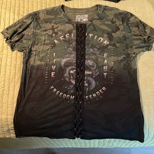 Affliction Camo/black ombré t-shirt with design and lace up detail in XL